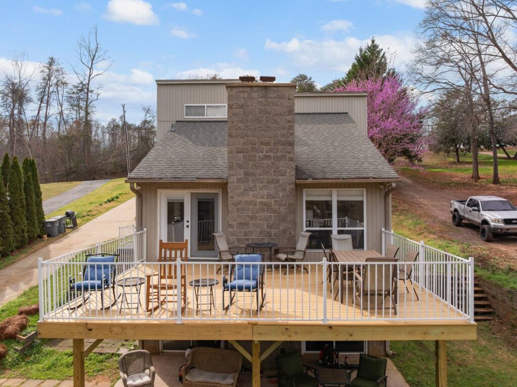 lake bowen vacation rental